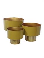 CACHE POT METALLO OCRA CON BASE ORO DIAM.30X28 H.